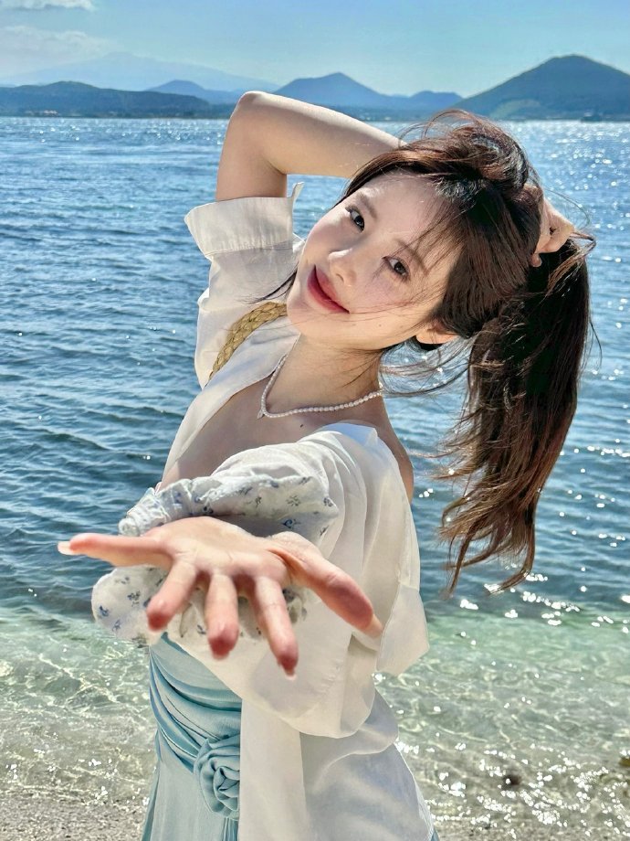 光影笔记：黑色幽默 · 省心